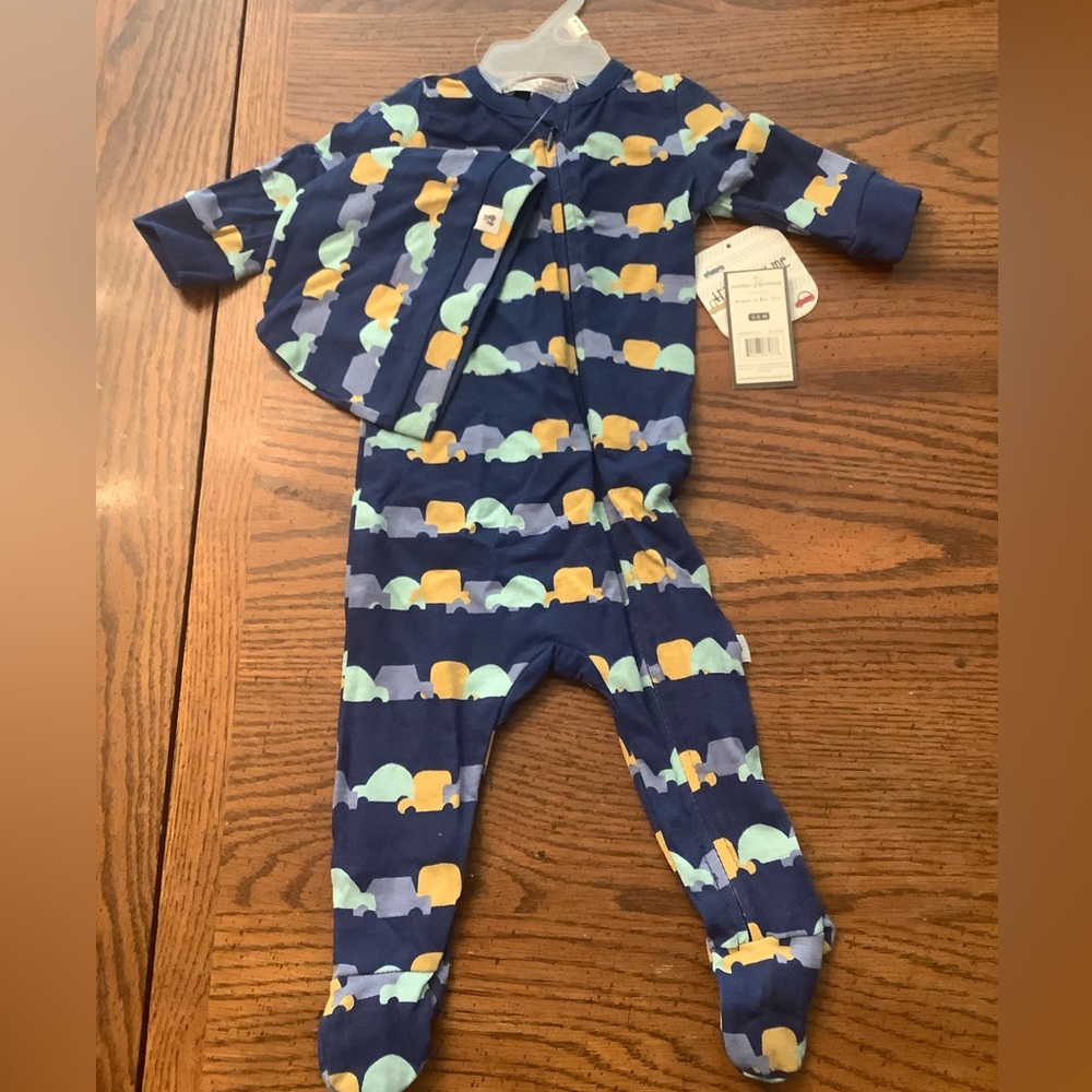 NWT baby sleeper with hat
